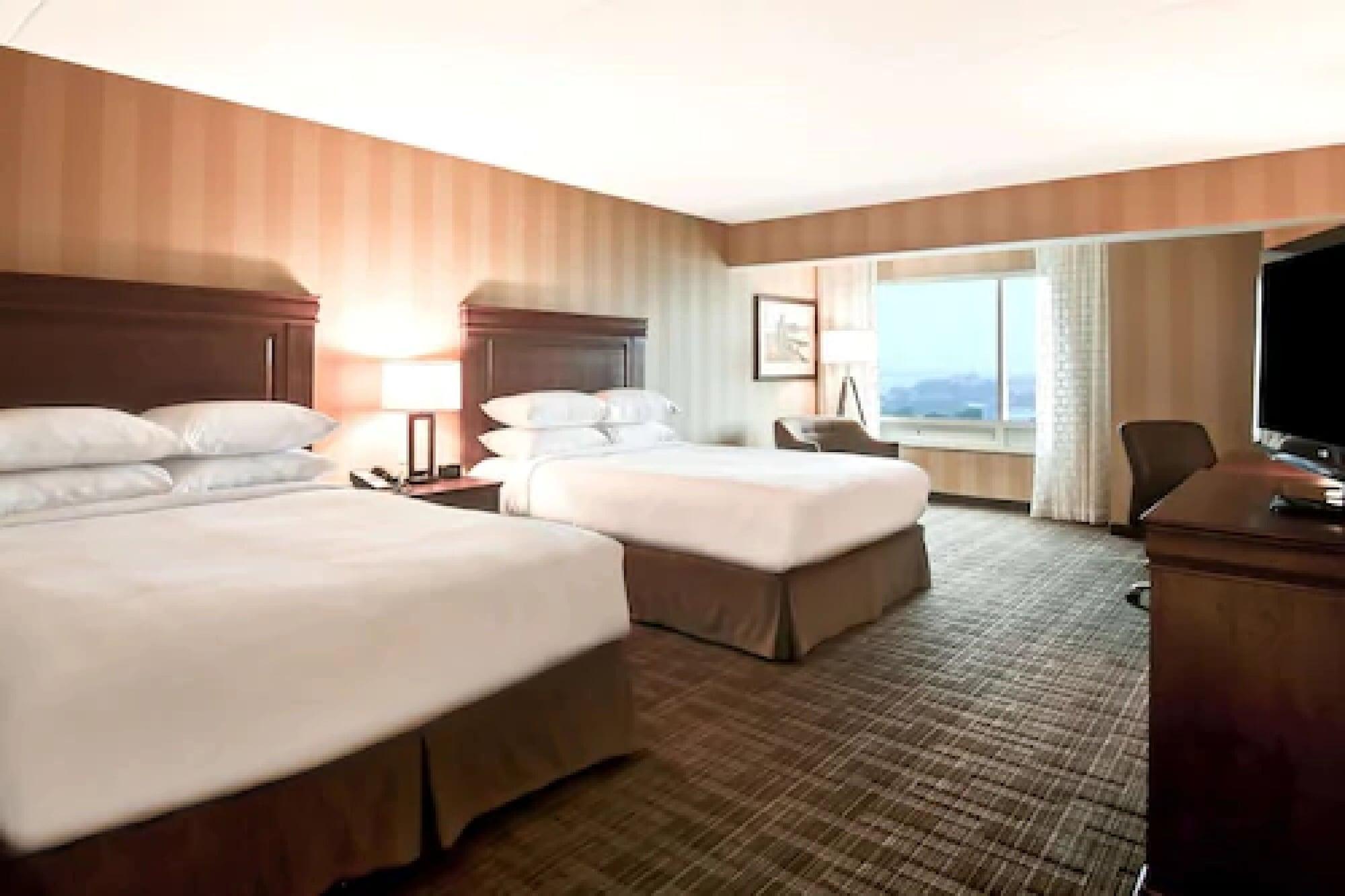 Doubletree Fallsview Resort & Spa By Hilton - Niagara Falls Esterno foto