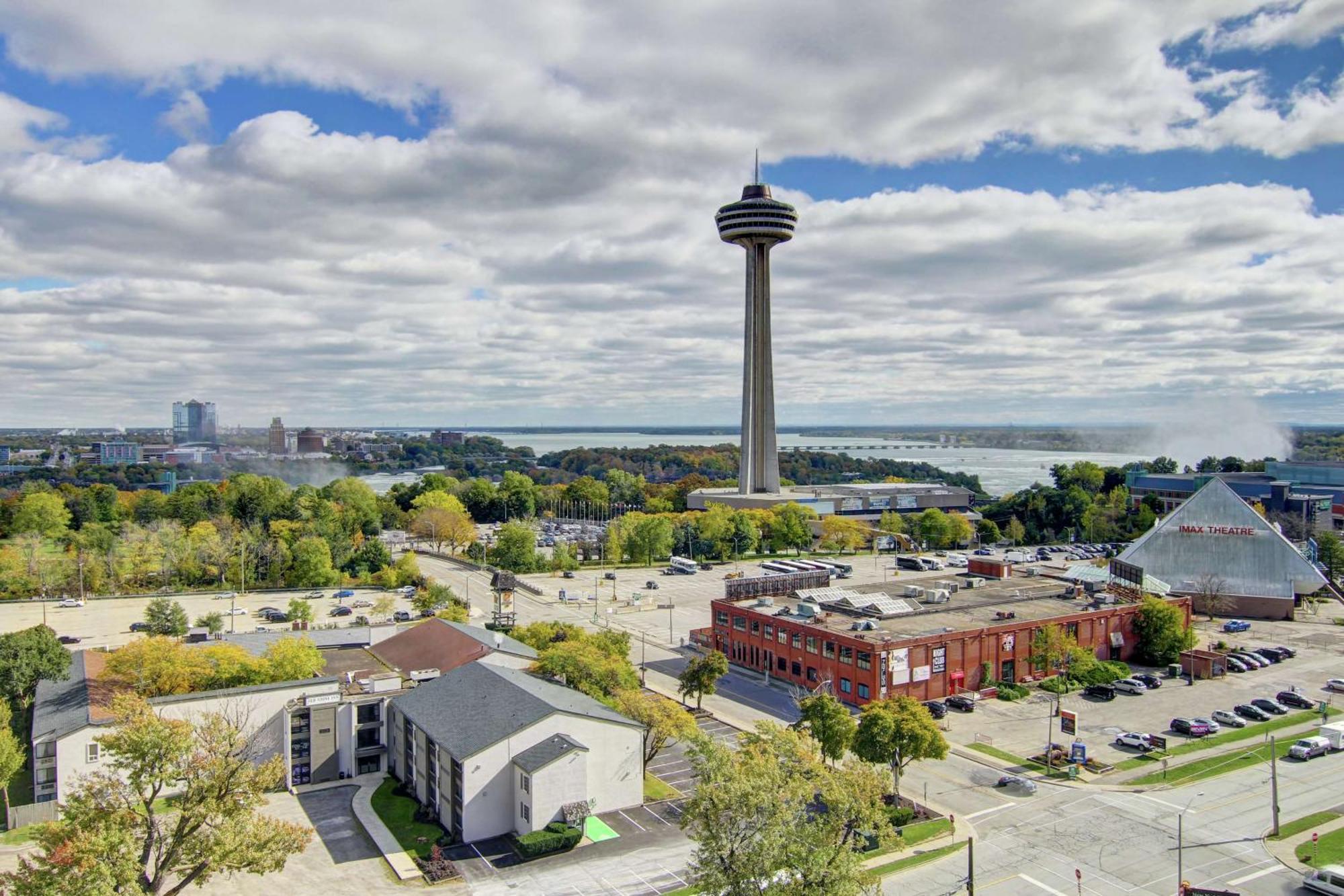 Doubletree Fallsview Resort & Spa By Hilton - Niagara Falls Esterno foto